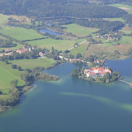 Haus Rufinus Am Kloster Seeon المظهر الخارجي الصورة